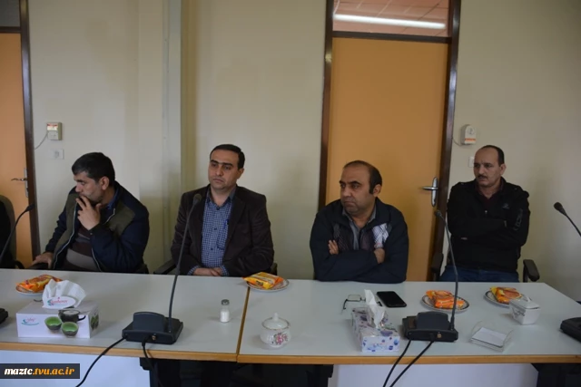 جلسه هم اندیشی جناب دکتر هادی کاظمی معاون محترم اداری – مالی دانشکده فنی امام محمد باقر (ع) ساری و کارکنان قراردادی دانشکده  2