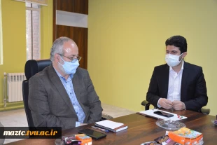 دکتر هاشمی رئیس دانشگاه فنی و حرفه ای استان مازندران 
اجتماعی بخشیدن مرکز رشد دانشگاه فنی و حرفه ای استان مازندران
 2
