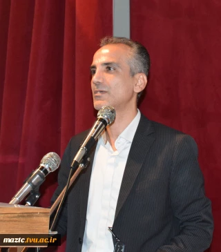 سرپرست دانشگاه فنی و حرفه ای واحد استان مازندران:
در شرایط جامعه امروز، اگر بخواهیم به ارزش های نظام و انقلاب احترام بگذاریم و از وضعیت موجود بیرون بیاییم، باید دانشکده های فنی و حرفه ای را دریابیم و از آنها حمایت نماییم