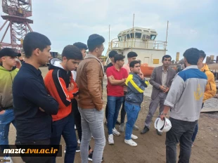 بازدید علمی دانشجویان گروه مکانیک موتورهای دریایی دانشکده فنی و حرفه ای محمودآباد از شرکت کشتی سازی ایران صدرا 2