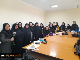 مراسم استقبال از دانشجویان با برپائی ایستگاه صلواتی مقارن با آغاز امامت حضرت ولیعصر(عج) و هفته دفاع مقدس در آموزشکده فنی و حرفه ای دختران بابل 8