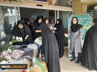 مراسم استقبال از دانشجویان با برپائی ایستگاه صلواتی مقارن با آغاز امامت حضرت ولیعصر(عج) و هفته دفاع مقدس در آموزشکده فنی و حرفه ای دختران بابل 11