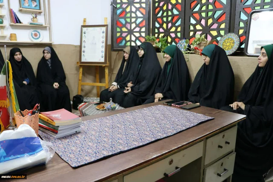 بازدید مسئولین بسیج دانشجویی شهرستان بابل از پایگاه بسیج دانشجویی آموزشکده فنی و حرفه ای دختران بابل 3