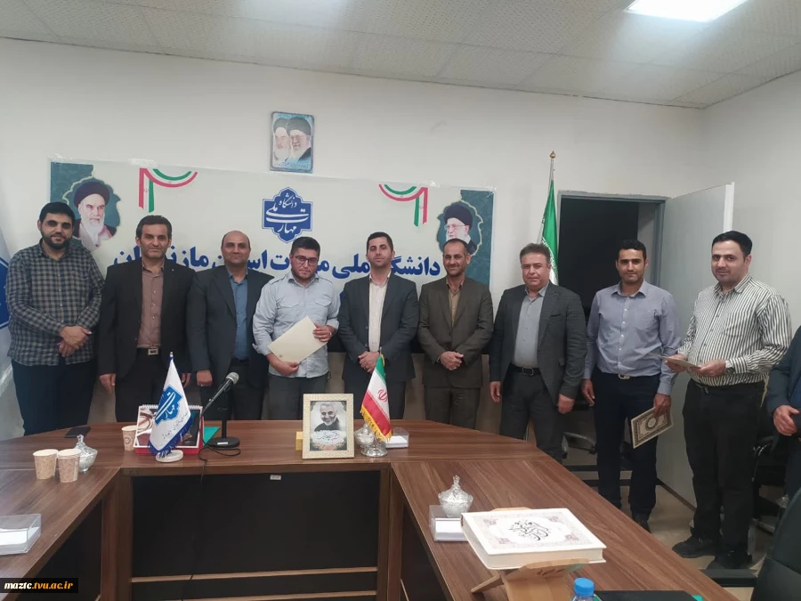 نشست شورای اداری دانشکده ملی مهارت نوشهر و تقدیر از کارکنان این دانشکده با حضور رئیس دانشگاه ملی مهارت مازندران  10