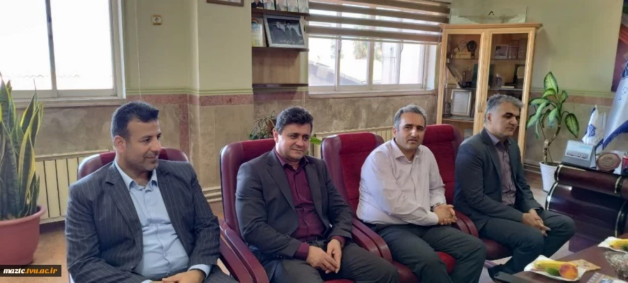 بازدید دکتر عبدالوحید فیاضی نماینده مردم شریف محمودآباد و نور و ریاست مجمع نمایندگان استان مازندران در مجلس شورای اسلامی از دانشکده ملی مهارت محمودآباد 3