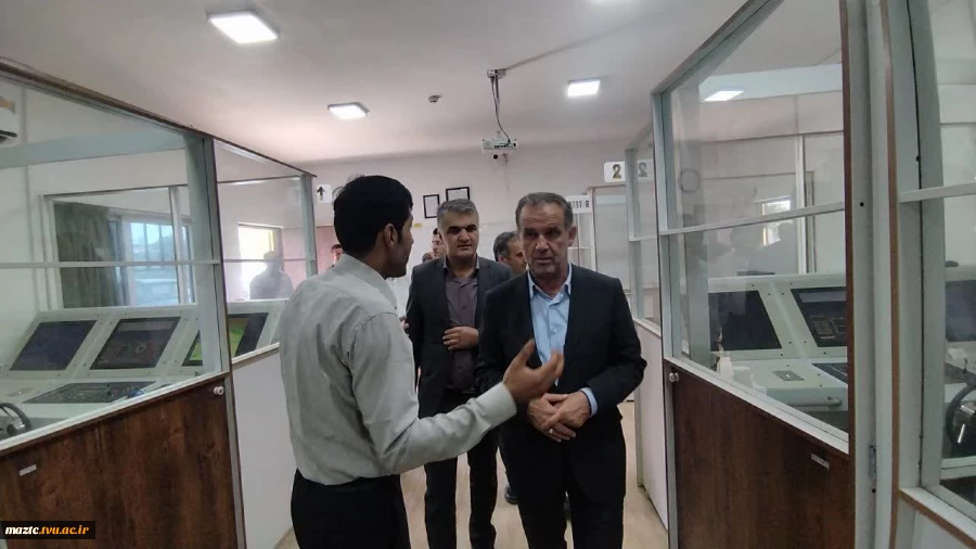 بازدید دکتر عبدالوحید فیاضی نماینده مردم شریف محمودآباد و نور و ریاست مجمع نمایندگان استان مازندران در مجلس شورای اسلامی از دانشکده ملی مهارت محمودآباد 10