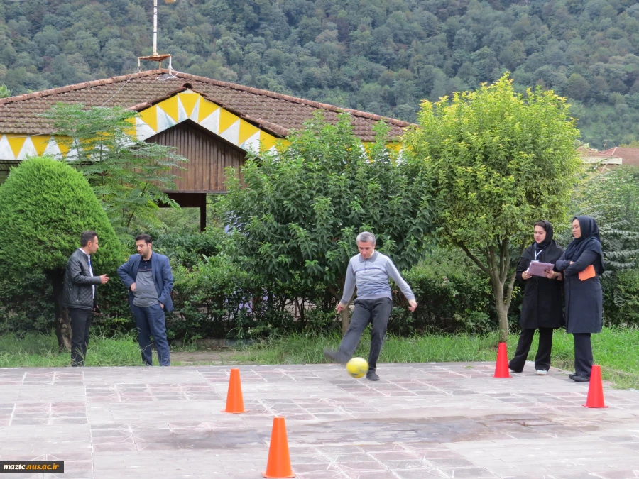 در حاشیه همایش پیشگیری از اعتیاد برگزار شد
برگزاری مسابقات ورزشی معاونین فرهنگی دانشجویی، اساتید و مشاوران در رشته‌های دارت و پنالتی دروازه کوچک 2