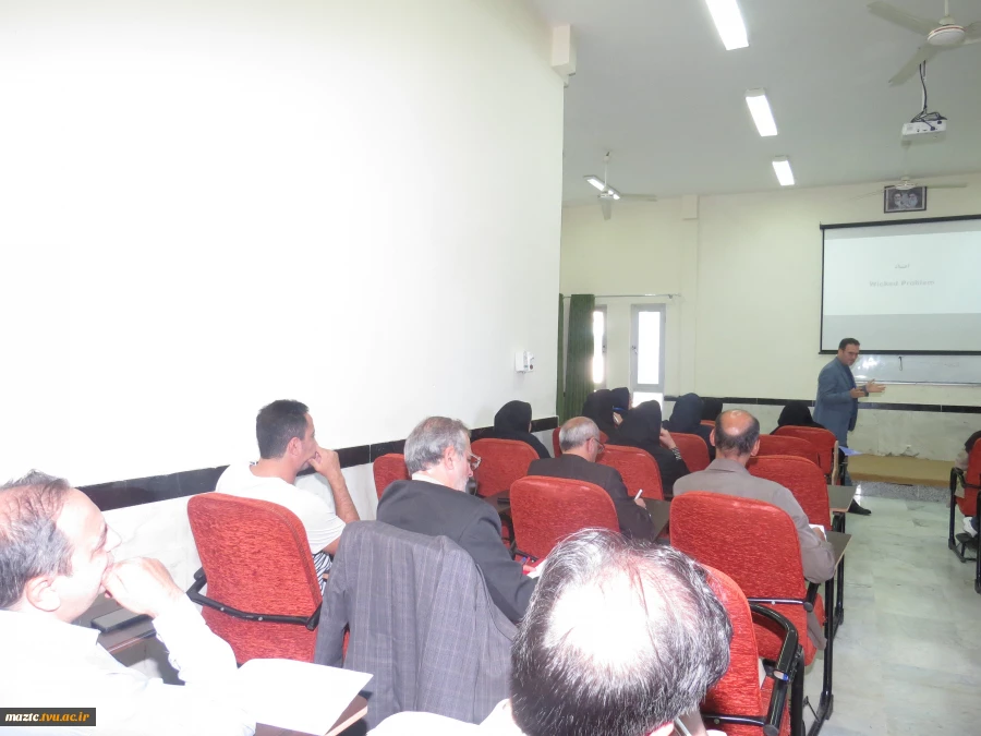 در سومین روز برگزاری همایش ملی اعتیاد
کارگاه آموزشی «دوره تربیت مشاور» ویژه مشاورین دانشگاه ملی مهارت برگزار شد 2