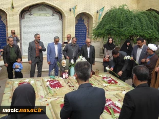 به مناسبت گرامیداشت هفته دفاع مقدس برگزار شد 
✅مراسم زیارت عاشورا در یادمان شهدای گمنام پارک موزه دفاع مقدس
 2