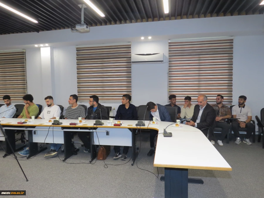 مراسم تجلیل از دانشجویان پسر برتر المپیاد ورزشی دانشگاه ملی مهارت برگزار شد 9