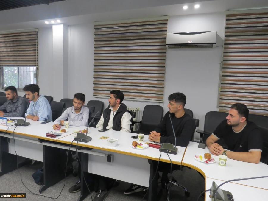 هم‌صدایی علم و مهارت در مازندران  
نشست دبیران انجمن‌های علمی دانشجویی با روسای دانشکده‌های ملی مهارت برگزار شد 2