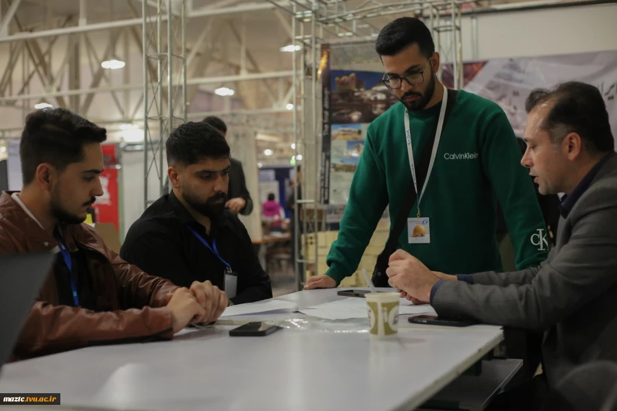 حضور دانشگاه ملی مهارت مازندران در نمایشگاه صنعت ساختمان  به مناسبت فرارسیدن هفته پژوهش 4