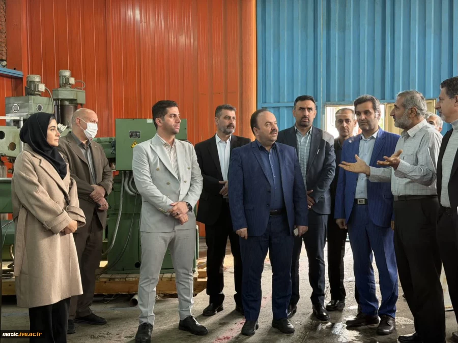 آئین گرامیداشت هفته پژوهش و تجلیل از برگزیدگان علمی در دانشگاه ملی مهارت مازندران با حضور معاونت پژوهش و فناوری دانشگاه ملی مهارت  7