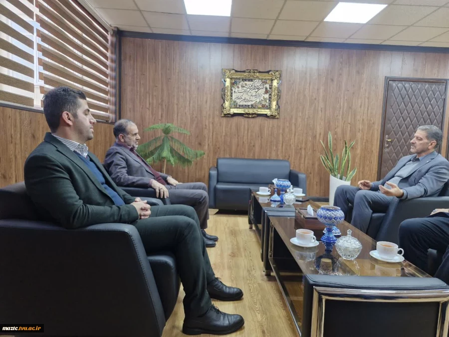 دیدار دکتر نعمت اله عسکری رئیس دانشگاه ملی مهارت این استان، به همراه دکتر فیاضی، نماینده محترم مردم شریف شهرستان نور و محمودآباد در مجلس شورای اسلامی با رئیس دانشگاه ملی مهارت 4