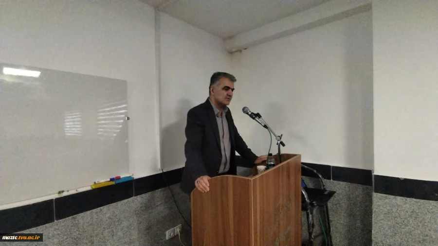 همایش جهاد تبیین با حضور معاون سیاسی امنیتی فرمانداری محمودآباد در دانشکده ملی مهارت محمودآباد برگزار شد 2