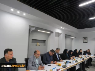 نشست روسای ۱۲ دانشکده ملی مهارت مازندران در ساری
تأکید سرپرست دانشگاه بر احیای کارگاه‌ها و تمرکز بر آموزش عملی 2