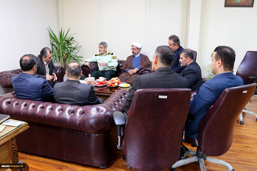 بازدید فرمانده نیروی  انتظامی مازندران از دانشگاه ملی مهارت استان مازندران 10