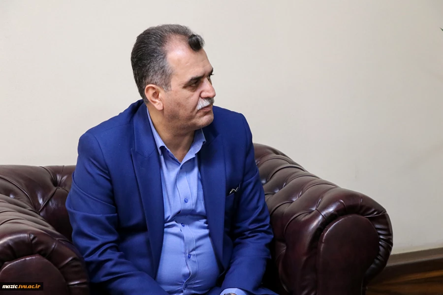 دیدار مسئول بازریابی اداره پست مازندران با سرپرست دانشگاه ملی مهارت استان 5